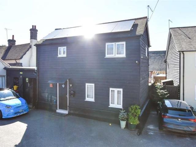Land for sale in Ongar, Epping