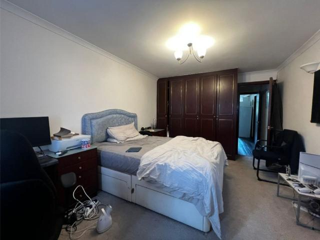 House for rent in Lower Halliford, Surrey