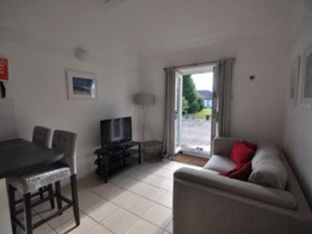 House for rent in Greater Leys, The Slade