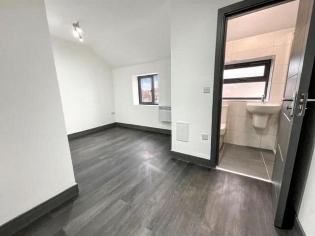 House for rent in Clewer Village, Windsor