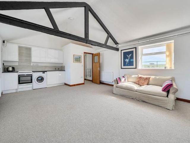 House for rent in Broad Hinton, Wiltshire
