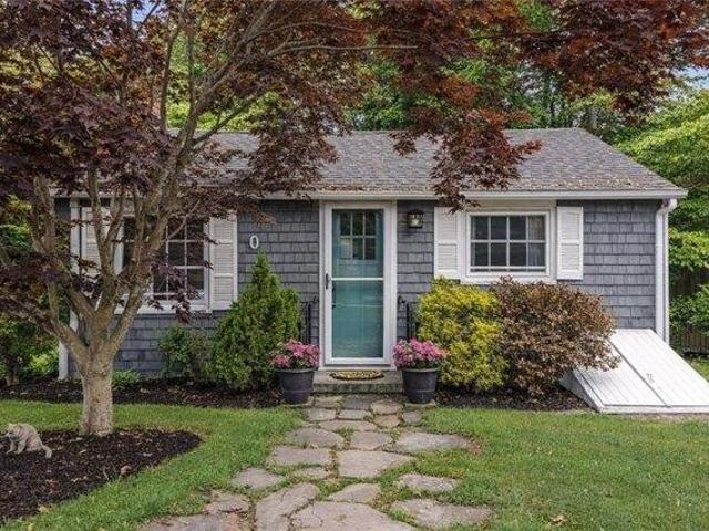 House for sale in Barrington, Rhode Island