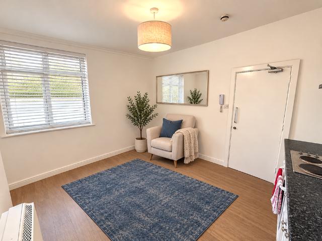 Studio for rent in Aylestone Park, Leicester