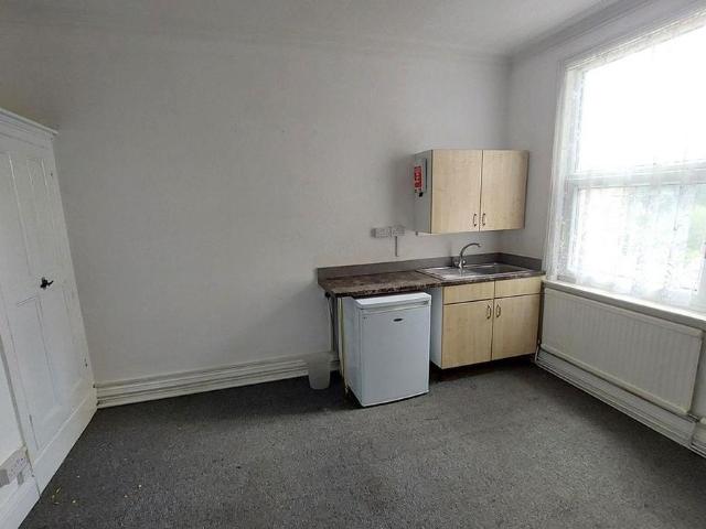Studio for rent in Acomb, High Field