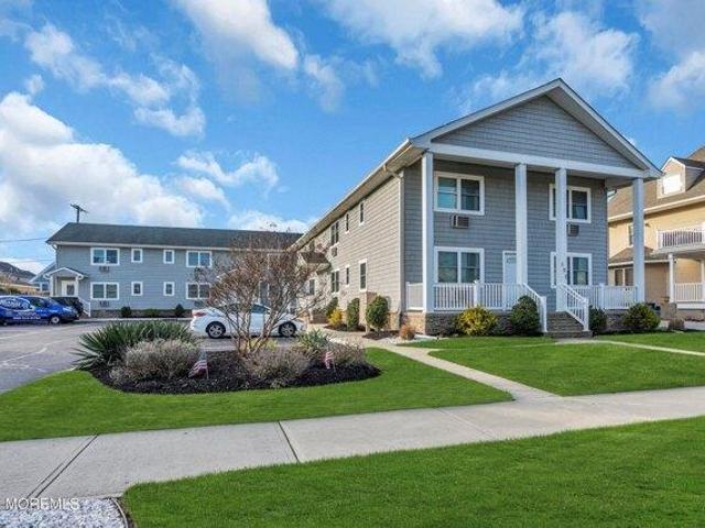 Condo for sale in Belmar