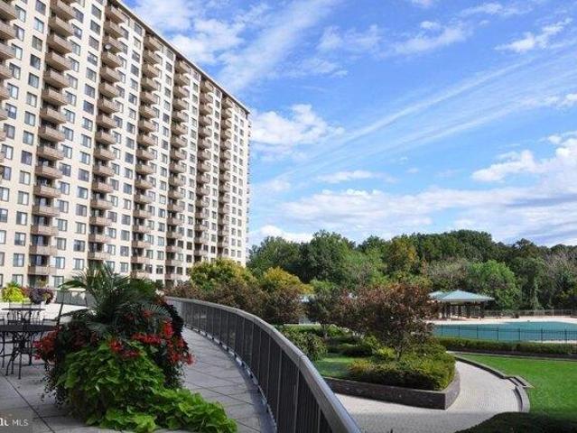 Condo for sale in Bethesda, Maryland