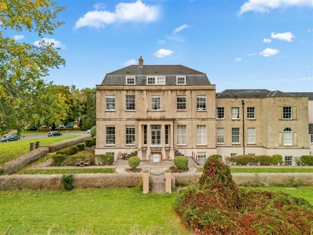 Flat for sale in Stapleton, Bristol