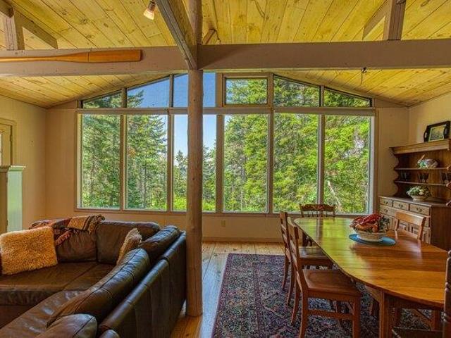 House for sale in Boothbay Harbor, Maine