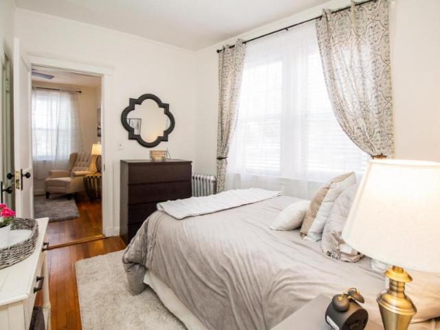 Room for rent in Brookline, Massachusetts