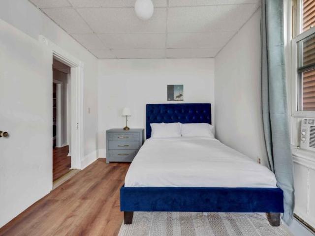 Room for rent in Dorchester, Boston