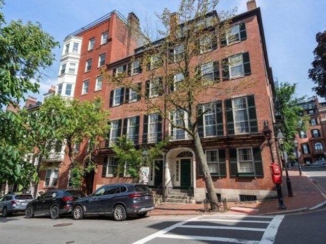 Condo for sale in Boston, Massachusetts