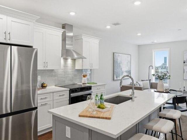 Condo for sale in South Boston, Boston