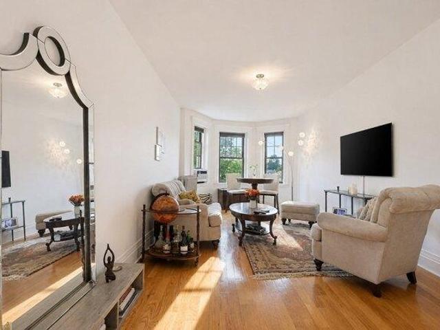 Condo for sale in Boston, Massachusetts