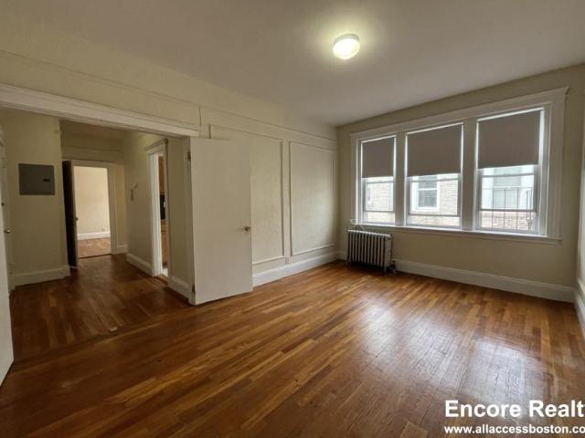 Condo for rent in Aberdeen, Boston