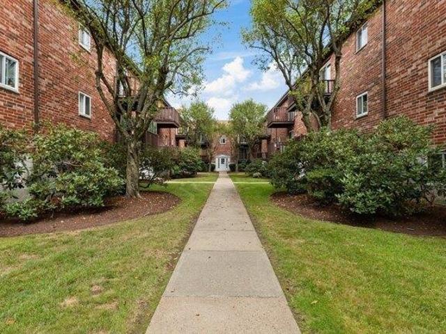 Condo for sale in West Roxbury, Boston