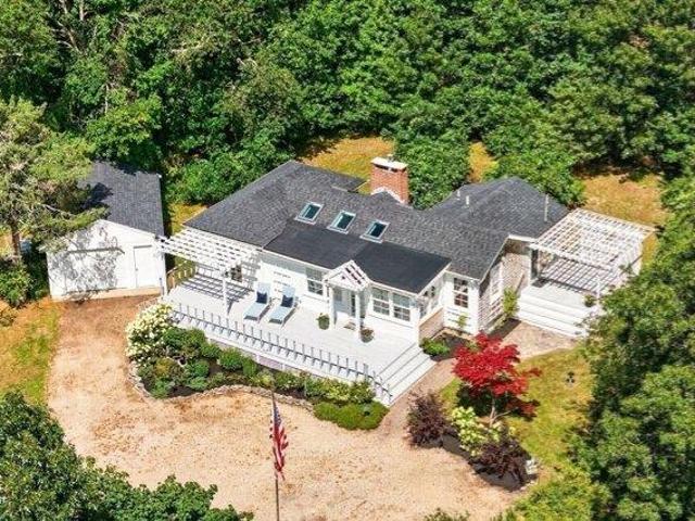 House for sale in Cataumet, Massachusetts