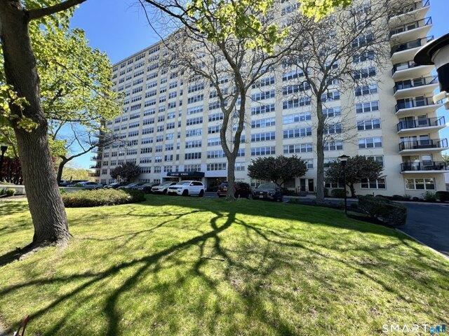 Condo for sale in Bridgeport, Connecticut