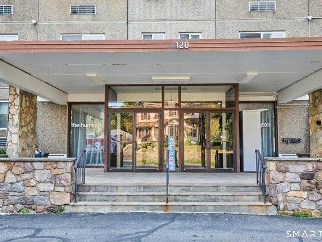 Condo for sale in Bridgeport, Connecticut