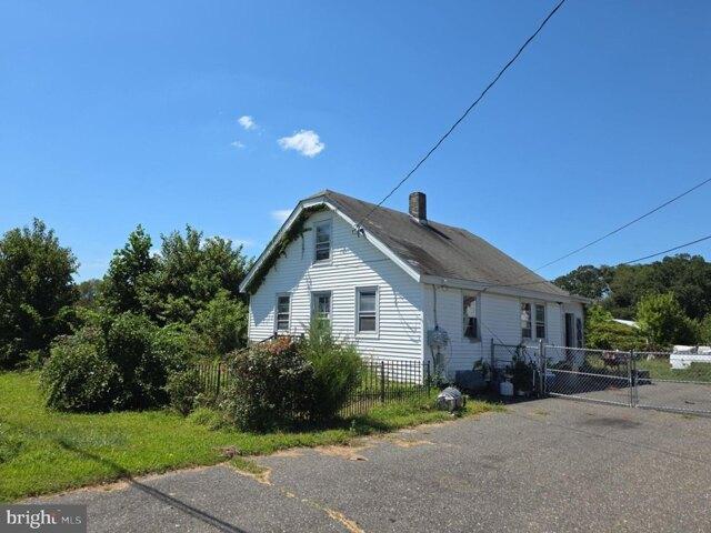 House for sale in Cedarville, New Jersey