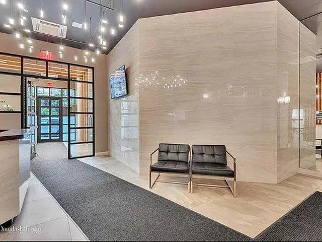 Condo for rent in The Bronx, Arverne