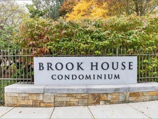 Condo for sale in Brookline