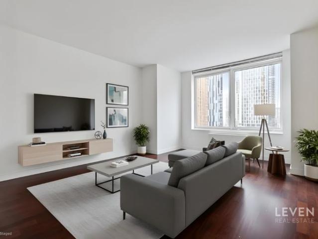 Condo for sale in Arverne, New York