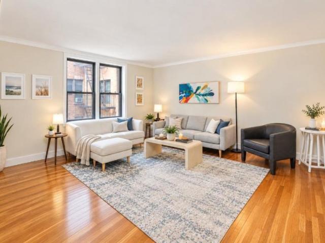 Apartment for sale in Arverne, New York