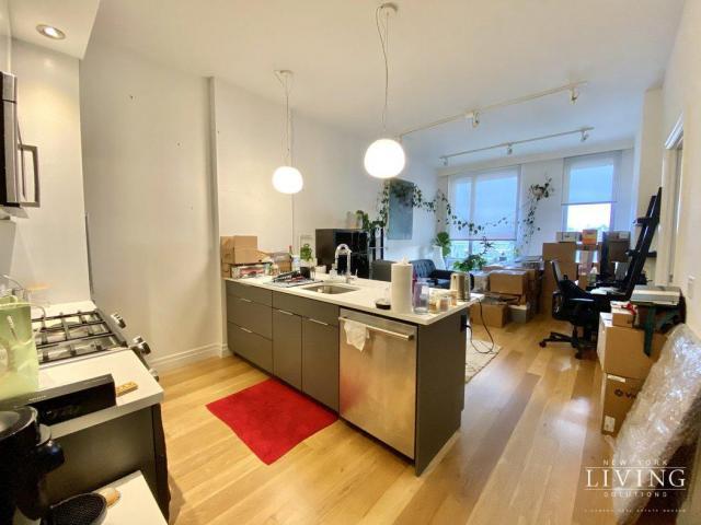 Apartment for rent in Arverne, New York