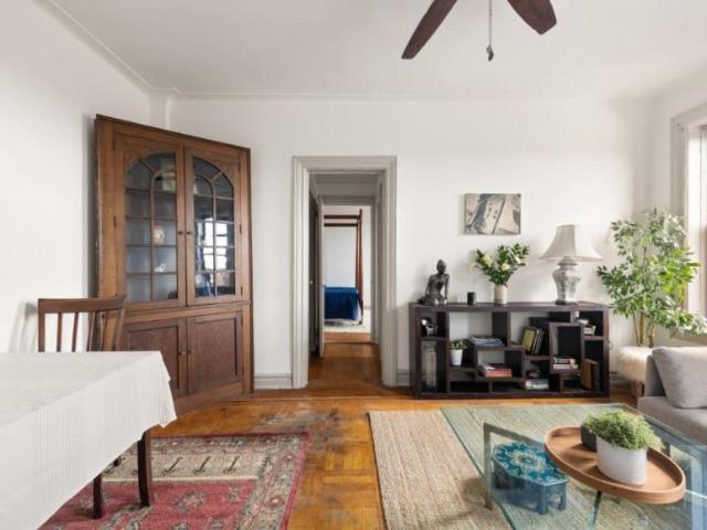 Apartment for sale in Arverne, New York