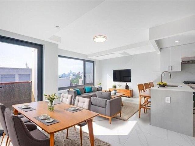 Condo for sale in Arverne, New York