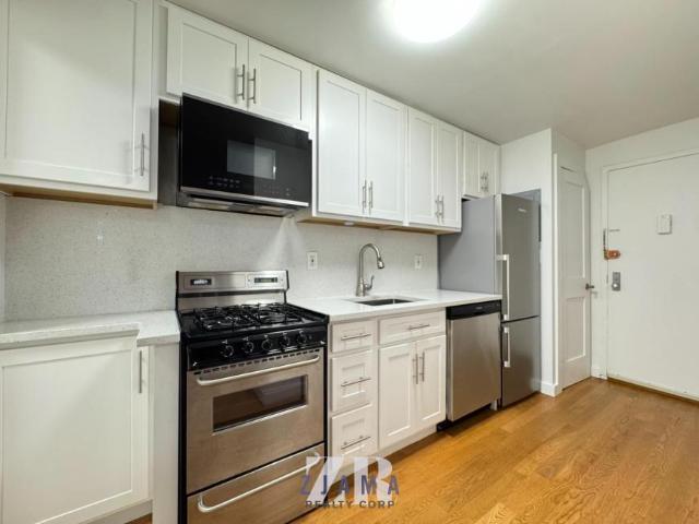 Apartment for rent in Arverne, New York