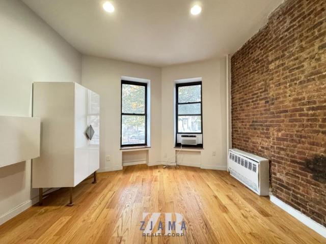 Apartment for rent in Arverne, New York