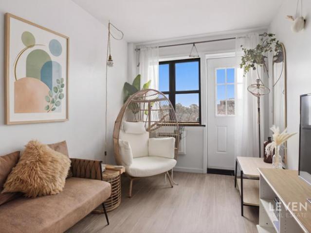 Condo for sale in Arverne, New York