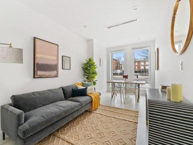 Condo for sale in Arverne, New York