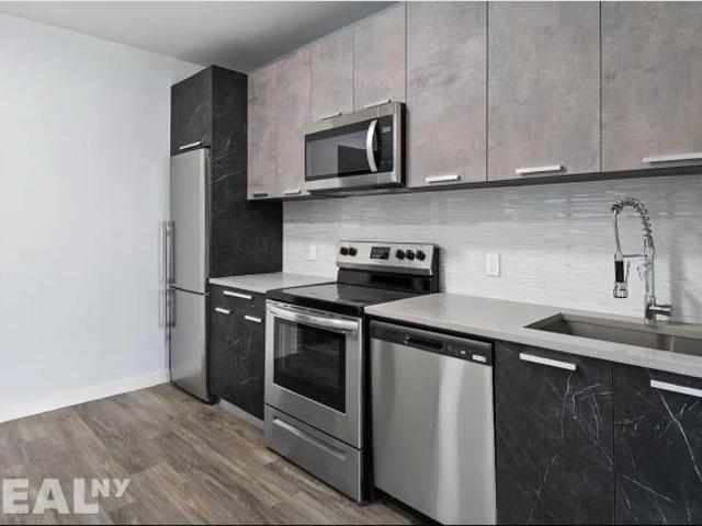 Apartment for rent in Arverne, New York