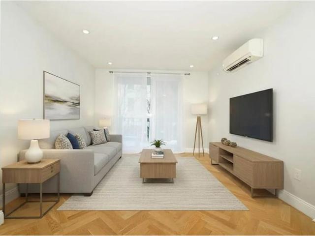 Condo for sale in Arverne, New York