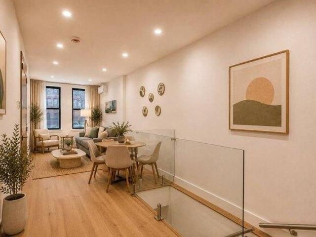 Condo for sale in Arverne, New York