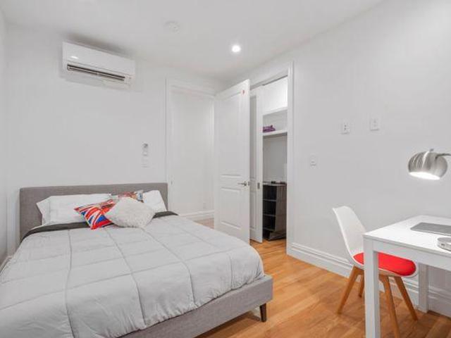 Room for rent in Arverne, New York