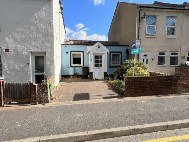 Bungalow for sale in Milton, Hamerton