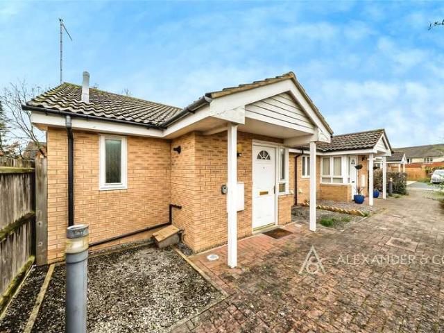 Bungalow for sale in Brackley, Northamptonshire