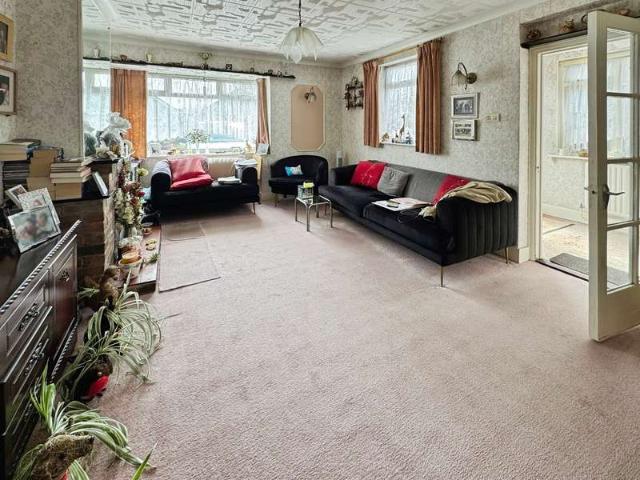 Bungalow for sale in Dale Hill, Essex