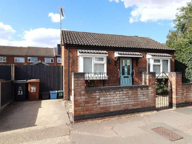 Bungalow for sale in Old Town, Shephall