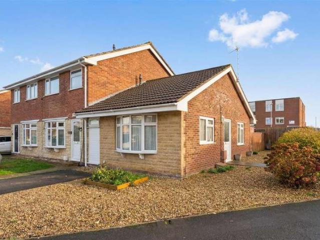 Bungalow for sale in Worle, Weston-super-mare