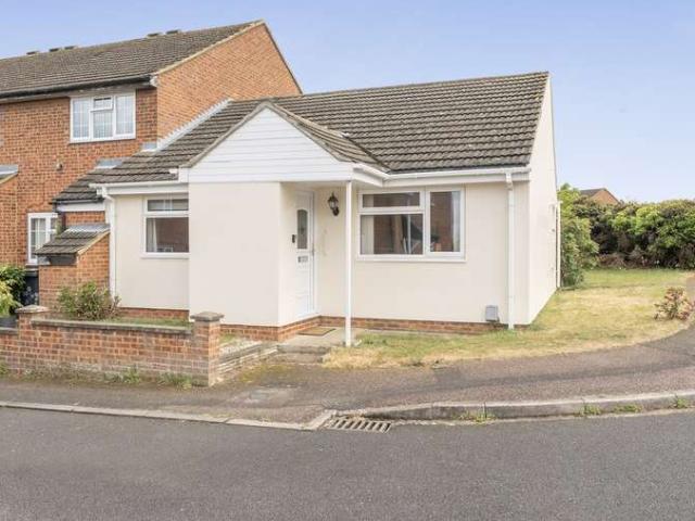 Bungalow for sale in Flitwick, Bedfordshire