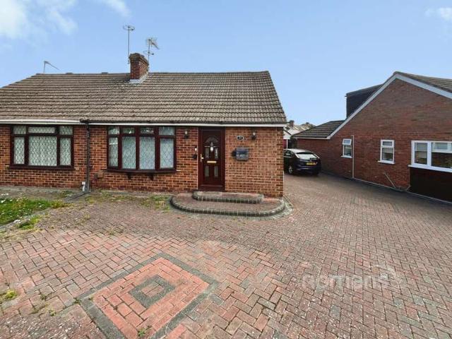 Bungalow for sale in North Town, Maidenhead