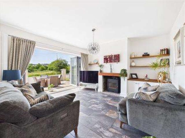 Bungalow for sale in Siston, South Gloucestershire