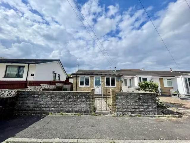 House for rent in Ynysybwl and Coed-y-cwm, Glyncoch