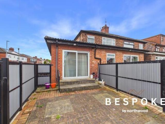 Bungalow for rent in Georgia, Greater Manchester