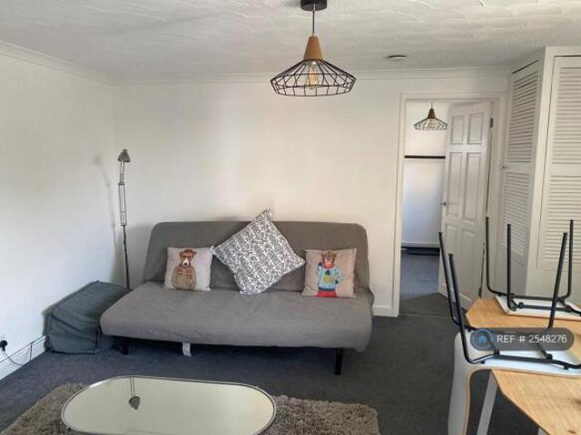 Bungalow for rent in Arbury, Cambridgeshire