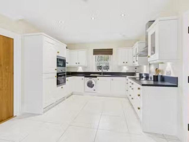 House for rent in Womersley, North Yorkshire